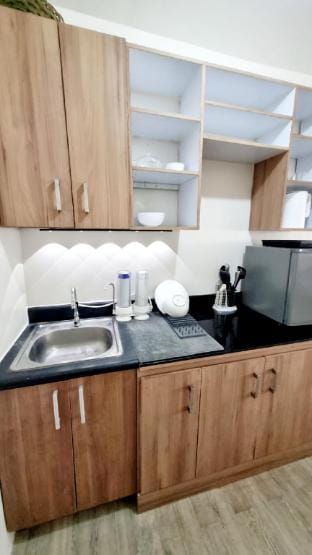 Minimalist, Clean & Relaxing Staycation in Nuvali Apartment in Calamba
