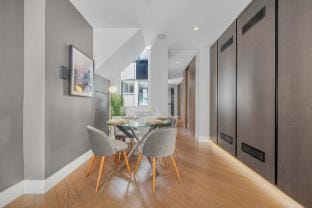 Midnight at Bateman - Soho - by Frankie Says Apartment in City of Westminster