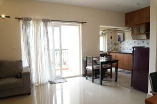 Snooze Living Brooklyn | E- City 3KM to Infosys Vacation rental in Bengaluru