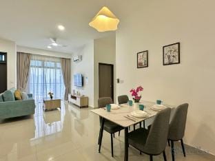 Meldrum Heights•2BR/Dual Key/4Pax/Near CIQ JB Apartment in Johor Bahru