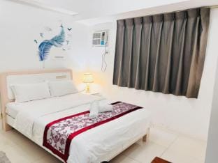 Sea & Sunset Grand Riviera Suites 06 Apartment in Manila City