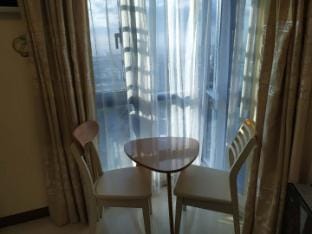 Grand Riviera .Easy World . Manila Bayview1718 Apartment in Manila City