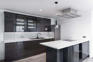 Floor Heating | Fibre Optic Wifi | Memory Mattress Vacation rental in London