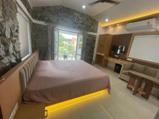 The Stone Cottage Upper Floor Vacation rental in West Bengal
