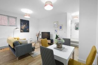 Eastons 1 Bedroom Apartment with Sofa Bed Apartment in High Wycombe