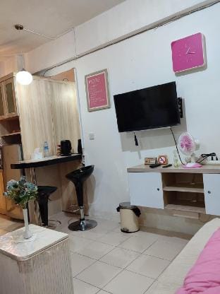 Apartemen Cantik Studio KELAPA GADING, FREE WIFI Apartment in Jakarta
