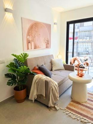 Elegant Serenity - A touch from Tel-Aviv Apartment in Tel Aviv District