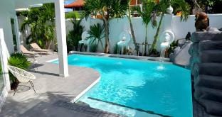 NEBULAND Luxury Pool Villa Pattaya Walking Street  Villa in Pattaya City