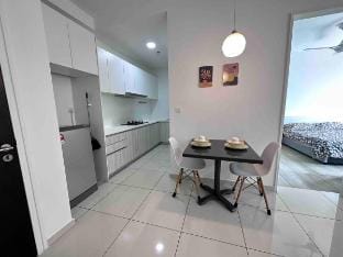 No Wifi | Lake View | Cyberjaya | 1BR | Parking | Vacation rental in Selangor, Malaysia