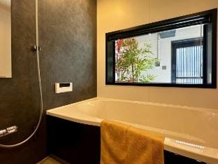 Kamiya Resort Awaji -加美屋リゾート淡路 波枕うずしお Vacation rental in Hyogo Prefecture