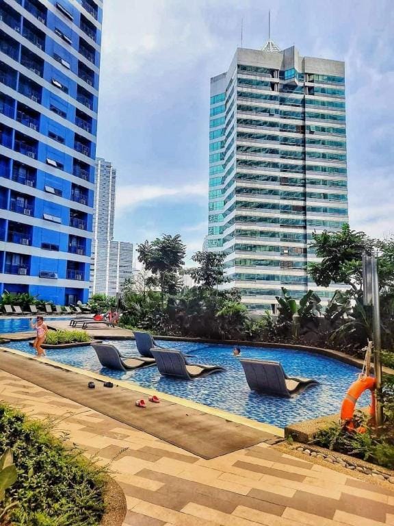 FCMCO Condotel @Air Residences Hotel in Makati
