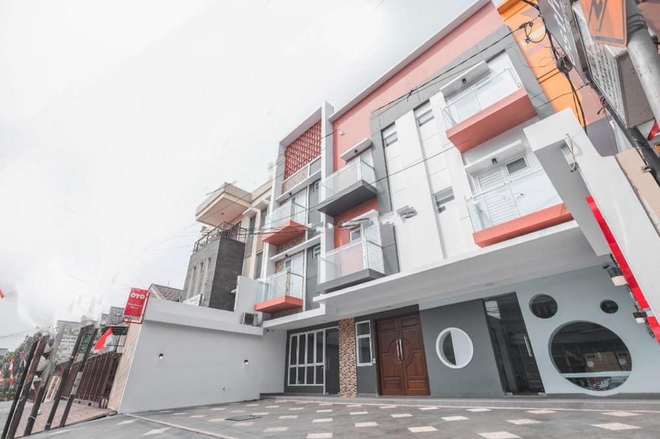 Dancenter Residence Khoe Hotel in Jakarta