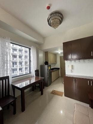 Staycation condo near mall of asia Apartment in Pasay