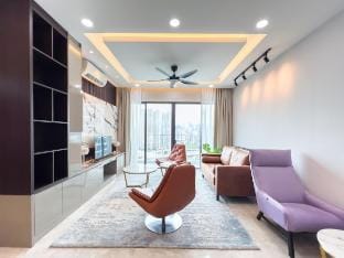 Luxury Condo Datum Jelatek Near KLCC, Wifi|Netflix Vacation rental in Federal Territory of Kuala Lumpur