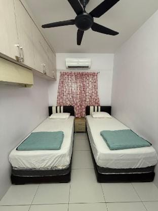 DND Homestay Sitiawan Vacation rental in Perak