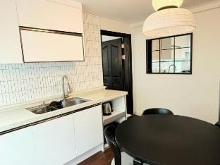 1min to Metro&Airport Bus#강남#Coex#BTS#롯데월드#한강#6인가능 Vacation rental in Seoul