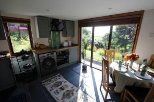 The Rookery Sandside - Stylish luxury Home Vacation rental in Copeland District