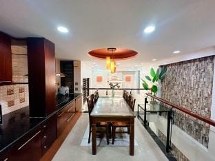 Sep Free Conical Hat/4BR Cozy/Diamond Spot Vacation rental in Hanoi