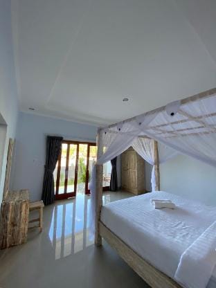 Hokyra Amed Private Homestay Vacation rental in Abang