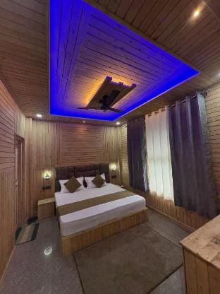 The wood inn Homestay  Vacation rental in Himachal Pradesh