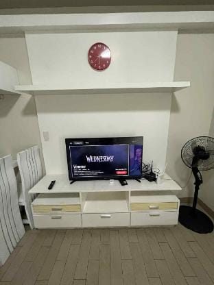Staycation 4 pax cubao alimall Vacation rental in Pasig