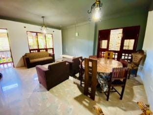 WWPVNE Winter Wood Private Villa Nuwara Eliya Vacation rental in Nuwara Eliya