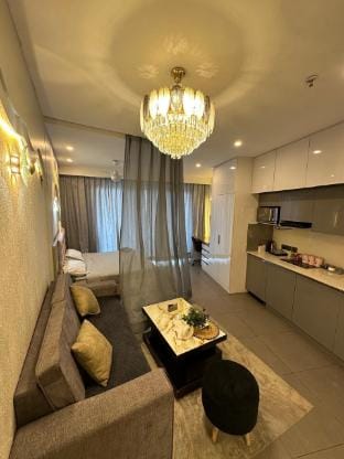 42 floor Luxury supernova Sky & river view Vacation rental in Noida