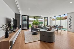 Bayside Grandeur /Heated Pool,Spa,Sauna,5 Ensuites Vacation rental in Melbourne