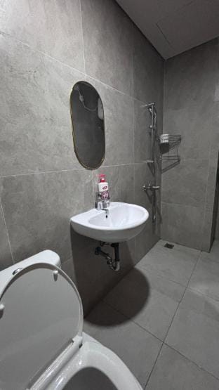 High Floor City View Pollux Habibie Studio Apartment in Riau Islands, Indonesia