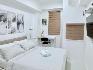 Studio near Burnham w/ Fast Wi-Fi | Frenchie Room Apartment in Baguio