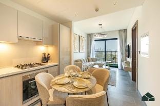 Stylish 1BR | City and Partial Burj View | BMS Vacation rental in Dubai