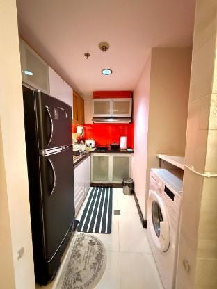 Urban SCape n Forbes Town BGC -Forbeswood Parklane Vacation rental in Makati