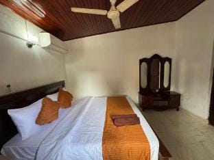Vintage Voyage Villa  Villa in Negombo