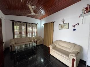 Vintage Voyage Villa  Villa in Negombo