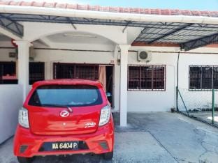 HOMESTAY TAMAN SEGAR 23 (Muslim Only) Vacation rental in Selangor, Malaysia