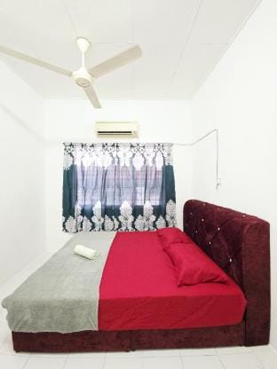 HOMESTAY TAMAN SEGAR 23 (Muslim Only) Vacation rental in Selangor, Malaysia