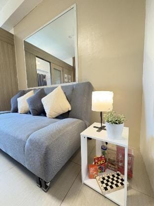 Shore Residences by Luckky A’s Apartment in Pasay