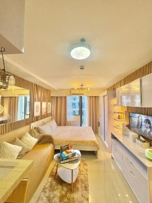 Shore Residences by Luckky A’s Apartment in Pasay