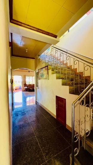 Chateau La Princesa 4 rooms with cozy Bar & garden Villa in Puerto Princesa