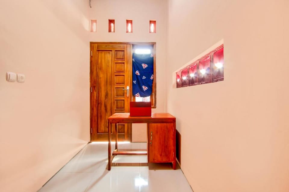 OYO 94707 Guesthouse Alun Alun Purwokerto Hotel in Indonesia
