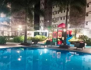 Happy Stays D: 300mbps| 65"TV NFLX, Disney| Washer Vacation rental in Calabarzon
