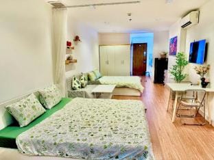 Căn hộ gần sân bay Sky Center Apartment in Ho Chi Minh City