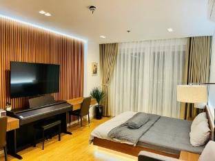 Căn hộ gần sân bay Sky Center Apartment in Ho Chi Minh City