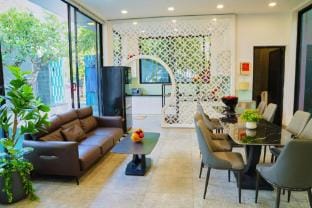 Phúc Villa 7 Bedrooms Villa in Da Nang