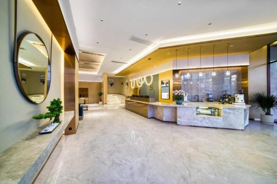Elong Anyue Hotel Shanghai Pudong Avenue Xiepu Road Subway Station Hotel in Shanghai
