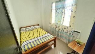 Private Room w/ AC, shared  toilet Vacation rental in Central Visayas