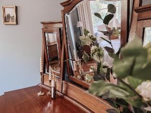 Woolrich Historic Garden Cottage Vacation rental in Olinda