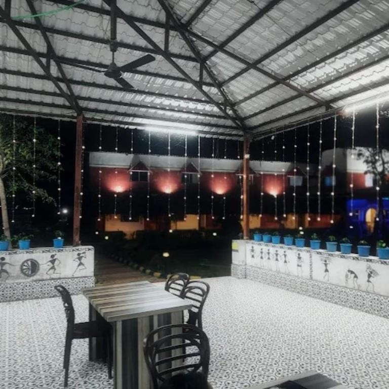 Kalyan Lake Resort Barhanti West Bengal Hotel in West Bengal