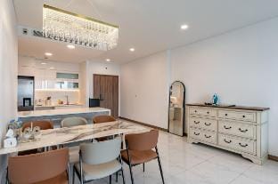 Sunwah Pearl - 3 brs - Luxury and nice view Vacation rental in Ho Chi Minh City