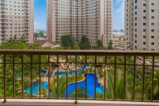 Modern & Cozy 2-Bedroom Apartment F Pakuwon Mall Apartment in Surabaya